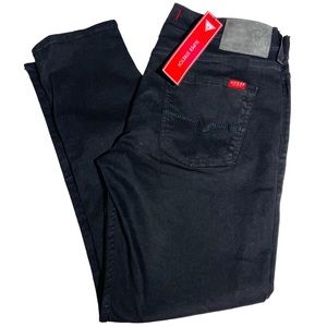 NWT Men’s size 36x30 Guess skinny super stretch black jeans. New!